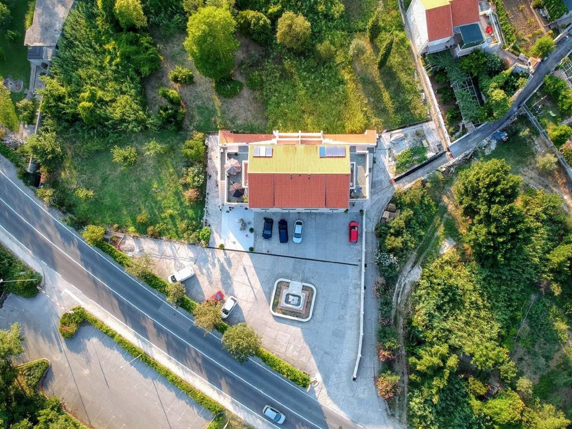 Apartments Dubelj Komolac Exteriér fotografie